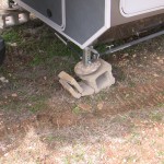 Cinder blocks bad choice for 5th wheel landing gear blocks