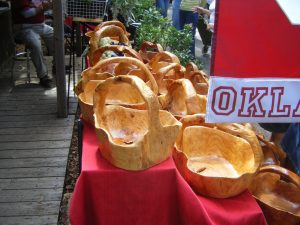 hand carved natural wooden bowls