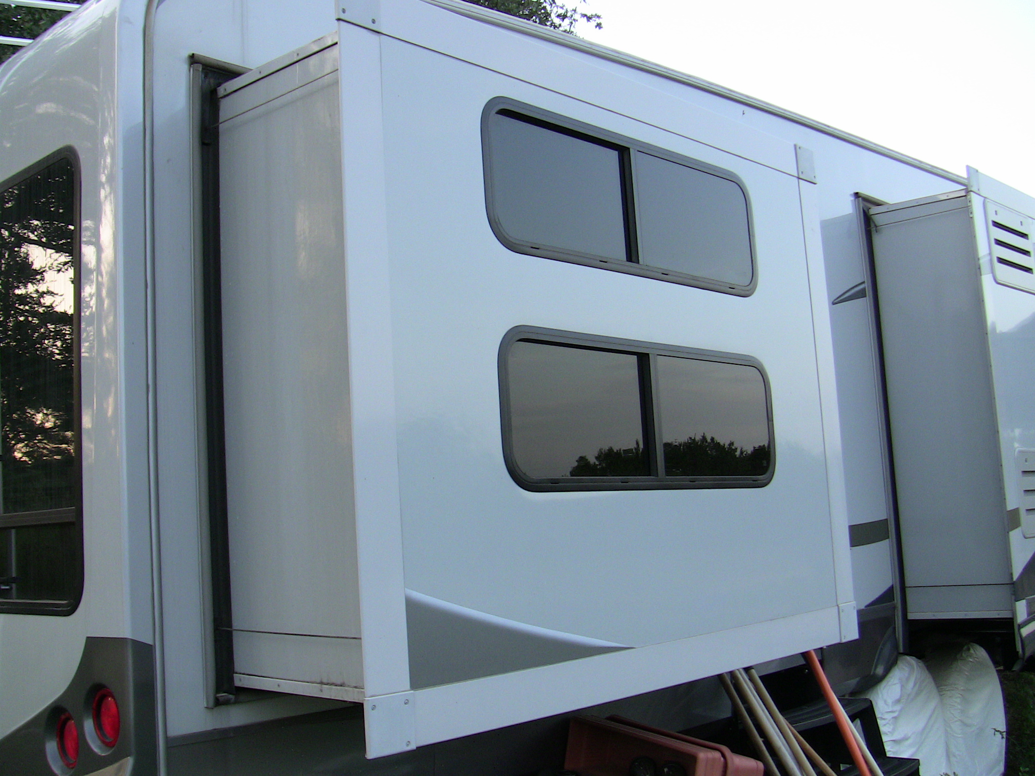 A Reader Asks Should My RV Slide Out Sag What Are Some