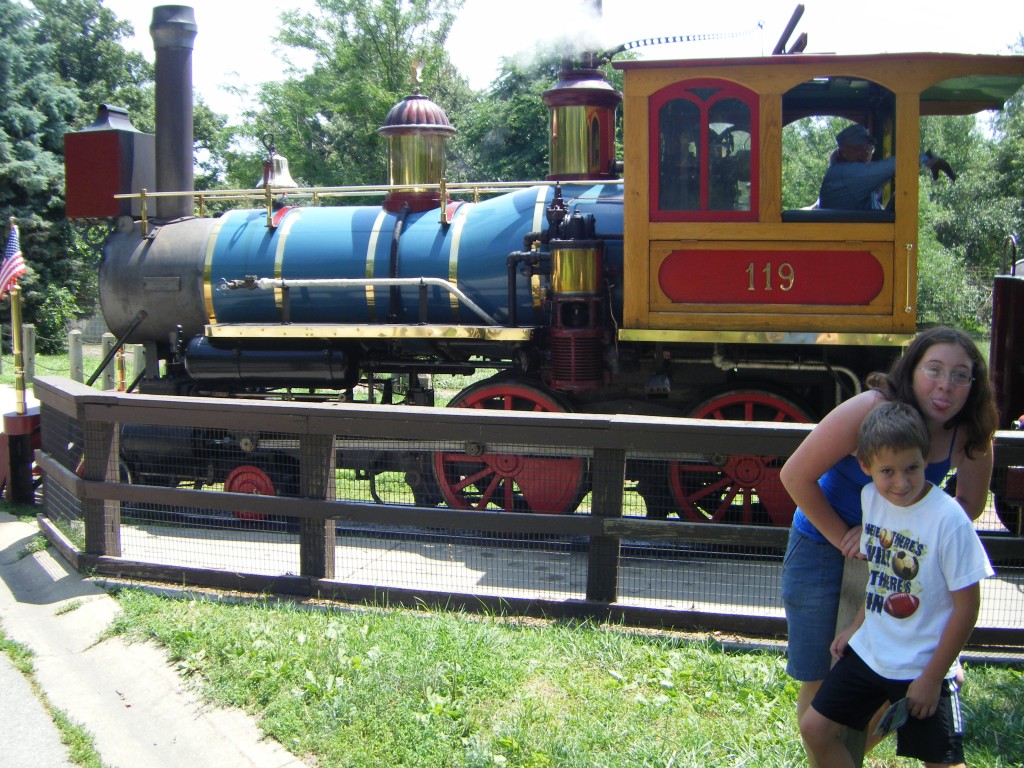 train ride in henry doorly zoo